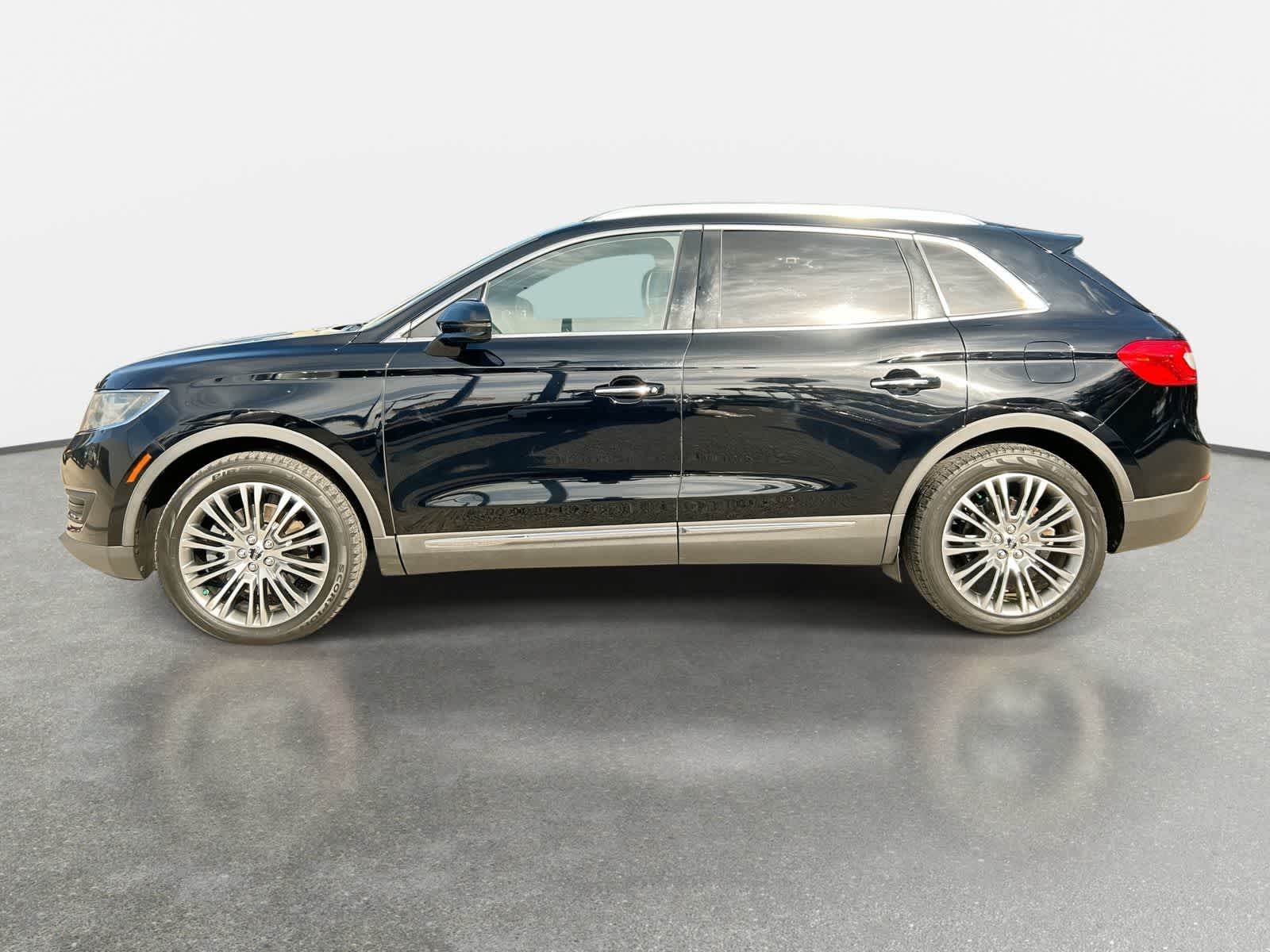 Thumbnail: 2016 Lincoln MKX - 4