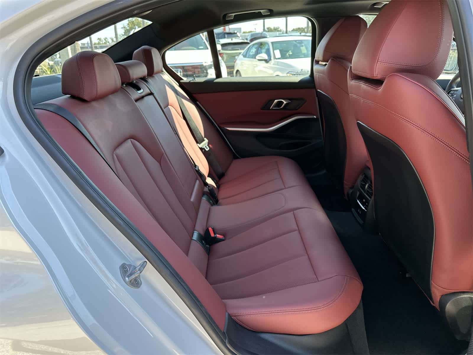 Thumbnail: 2025 BMW 3 Series - 13