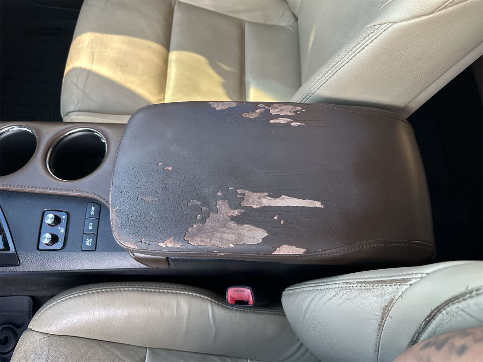 Thumbnail: 2013 Toyota Avalon - 16