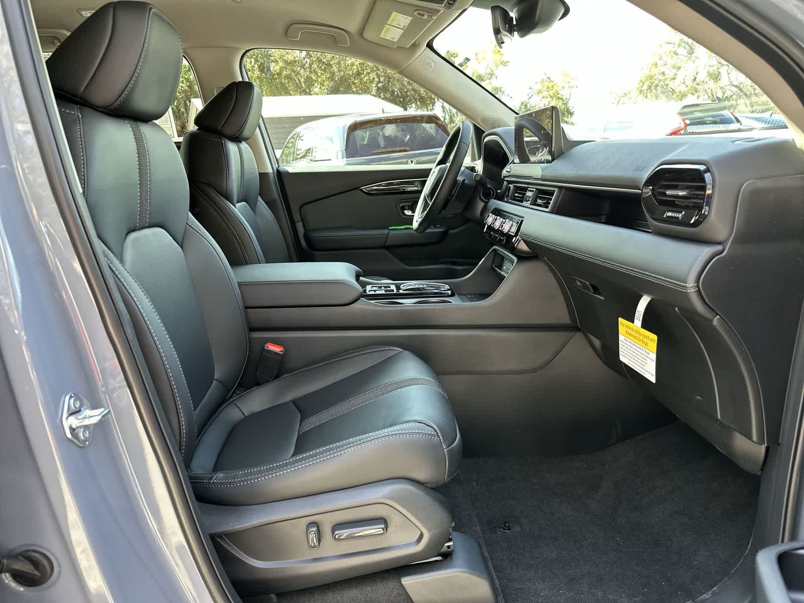 Thumbnail: 2026 Honda Pilot - 13