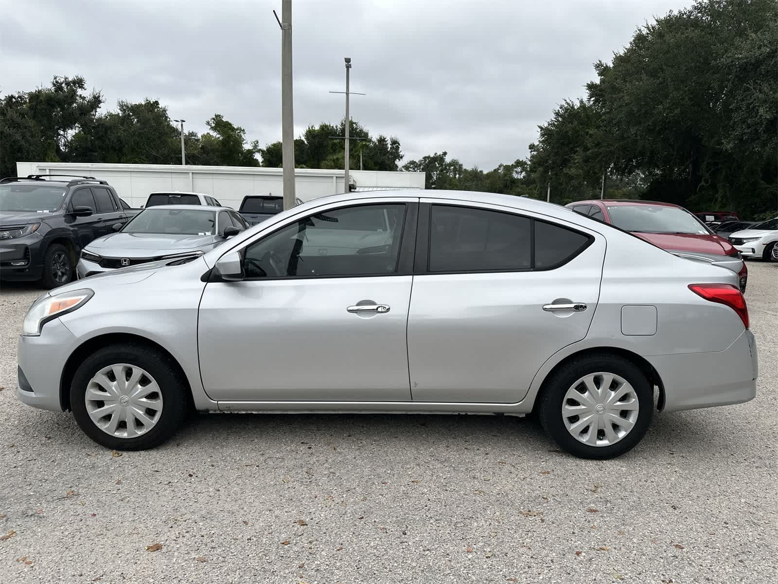 Thumbnail: 2016 Nissan Versa - 21