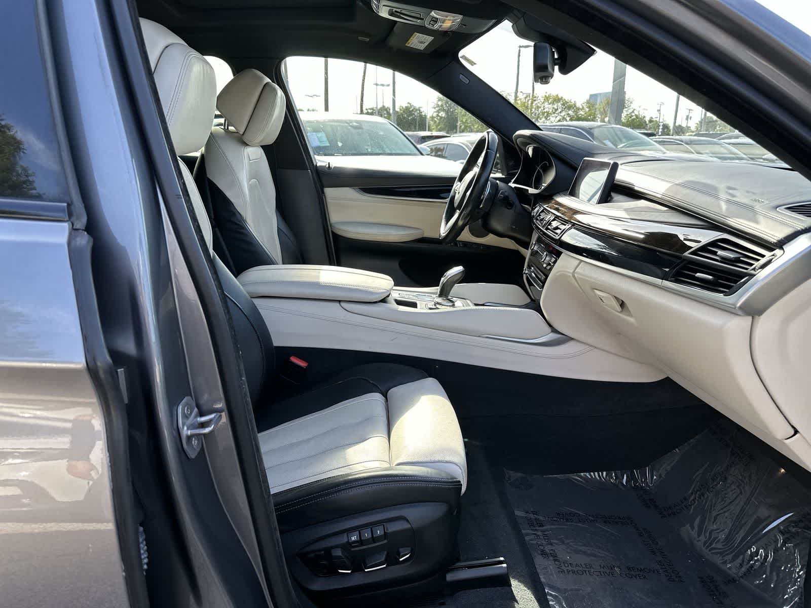 Thumbnail: 2016 BMW X6 - 14