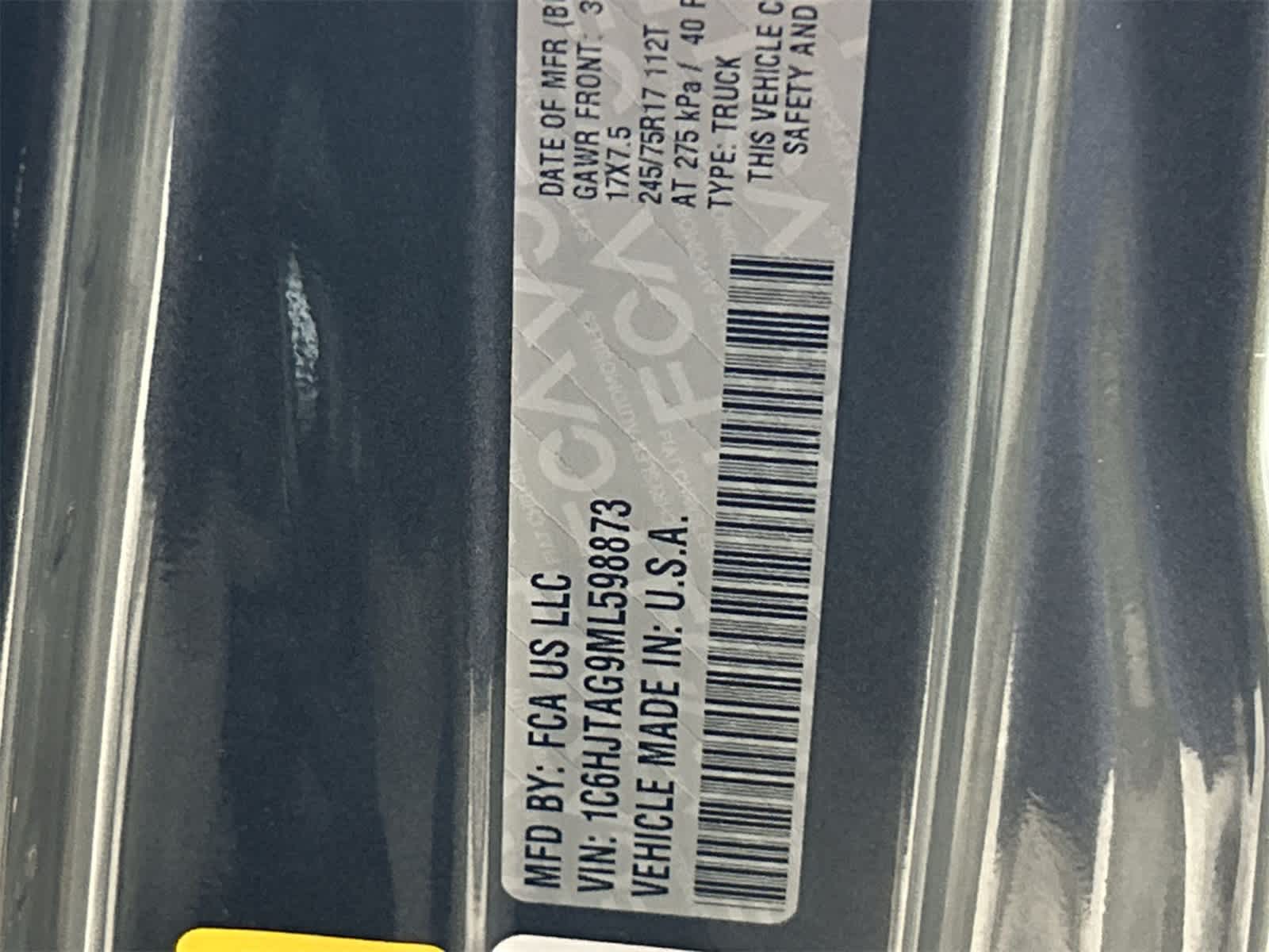 Thumbnail: 2021 Jeep Gladiator - 21