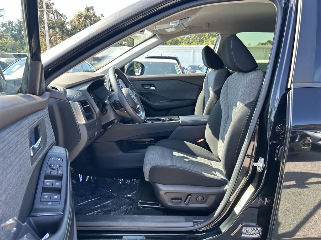 Used 2023 Nissan Rogue SV SUV