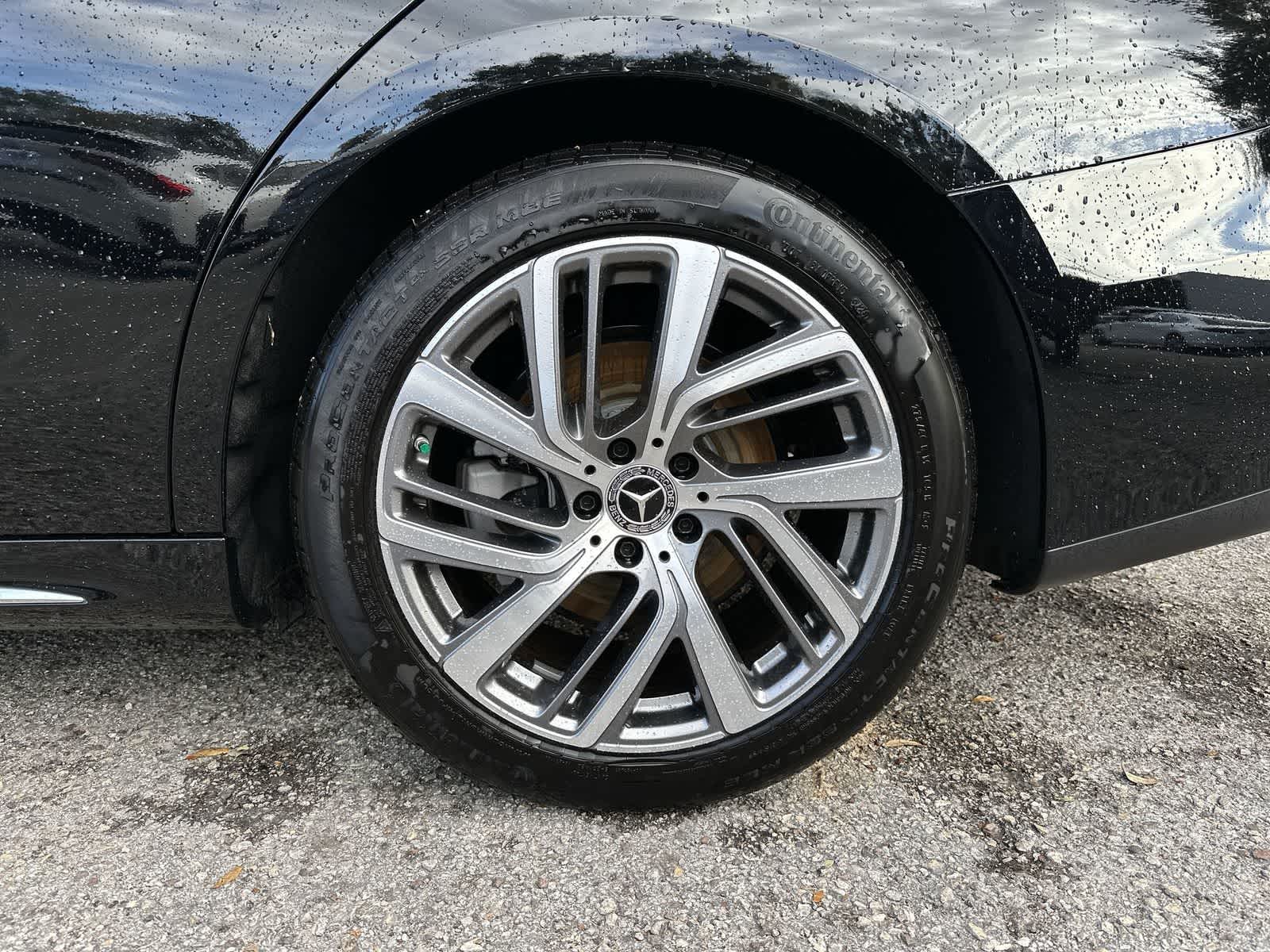 Thumbnail: 2025 Mercedes-Benz E-Class - 8