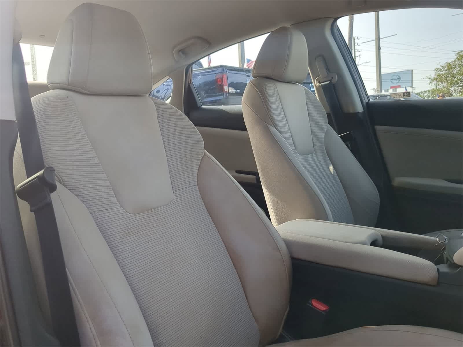 Thumbnail: 2020 Honda Insight - 7