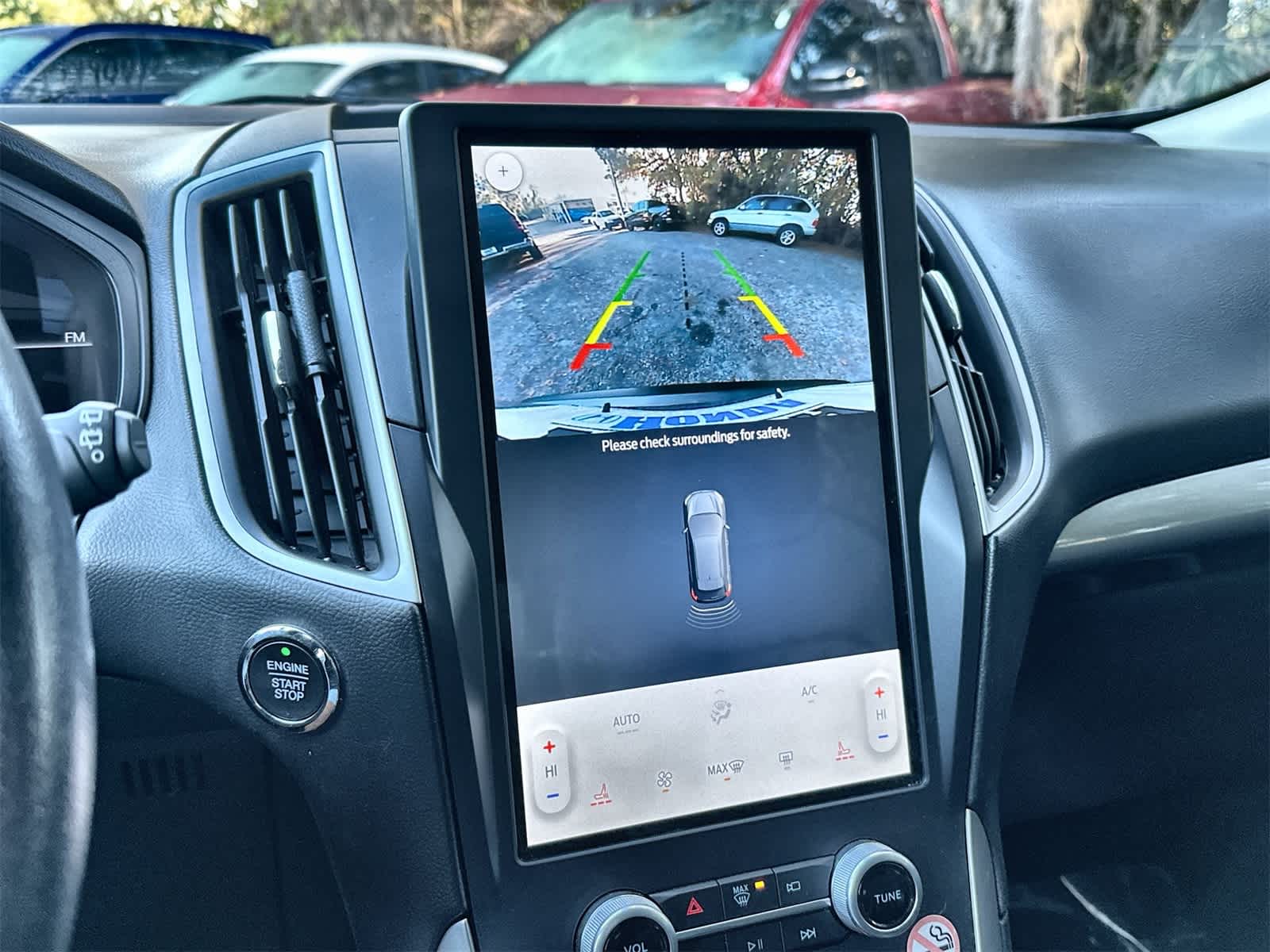 Thumbnail: 2023 Ford Edge - 21