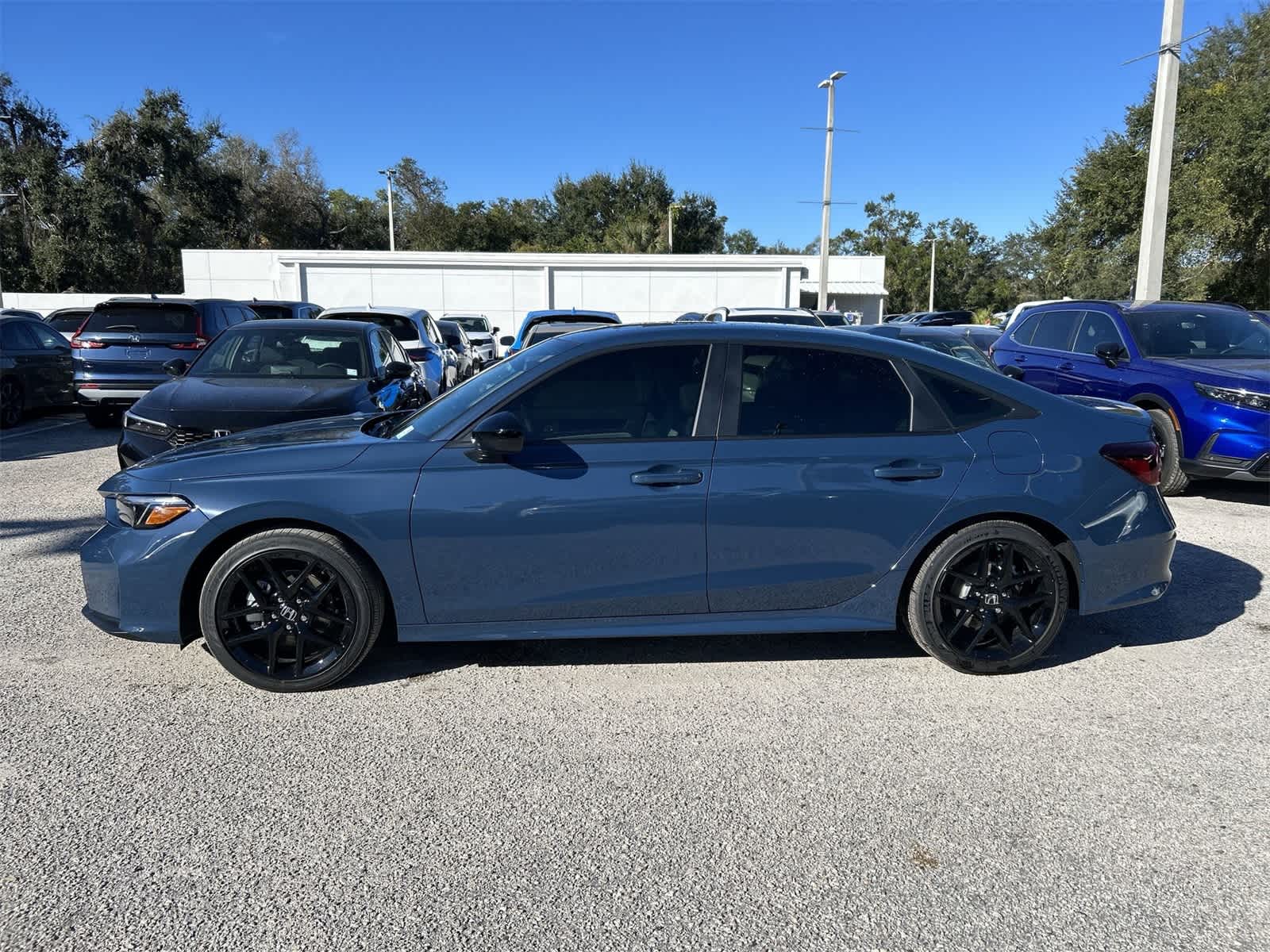 Thumbnail: 2025 Honda Civic - 3