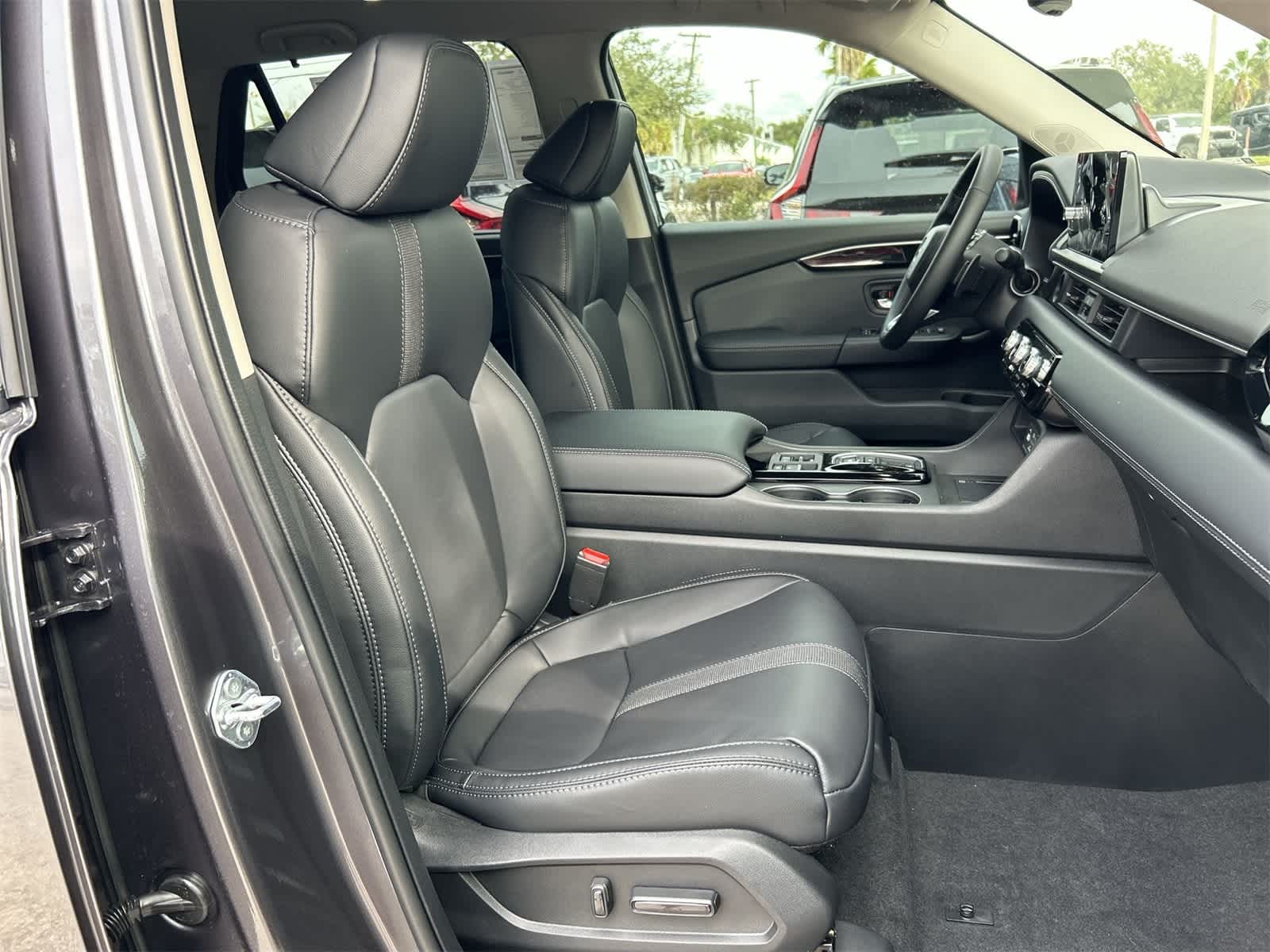 Thumbnail: 2025 Honda Pilot - 14