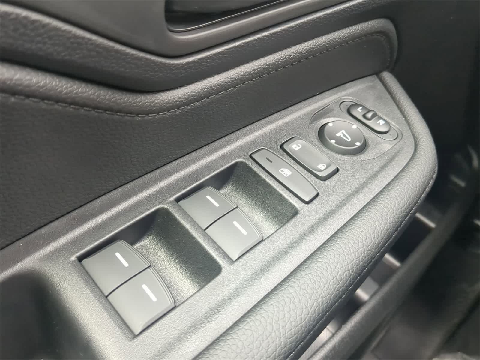 Thumbnail: 2025 Honda Odyssey - 24