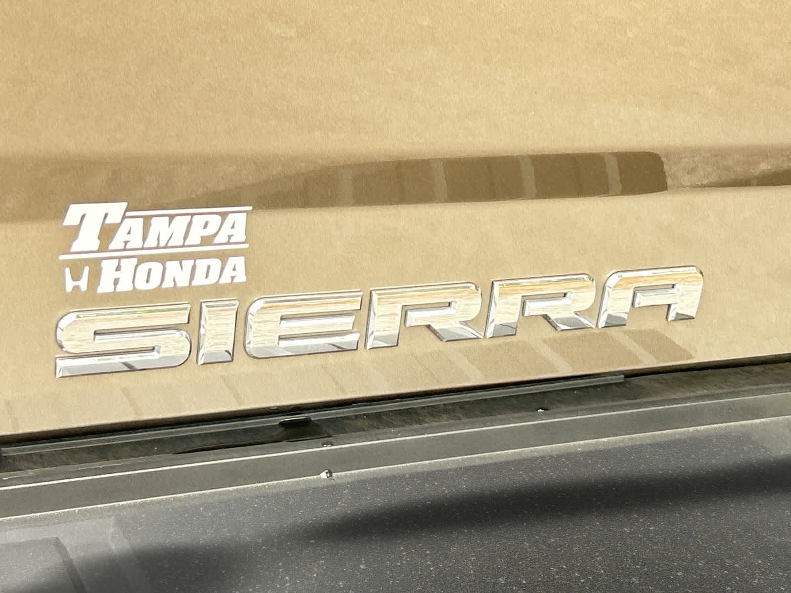 Thumbnail: 2015 GMC Sierra 1500 - 8