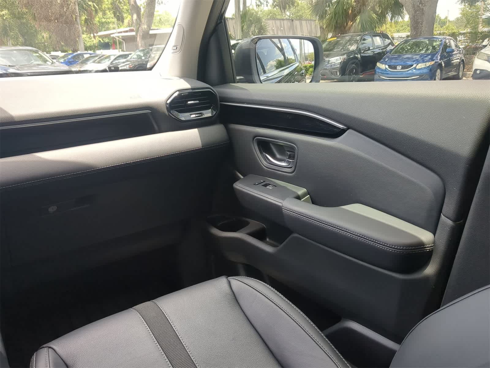 2024 Honda Pilot Touring 17