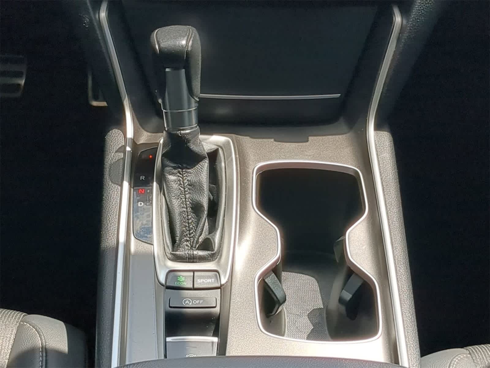 Thumbnail: 2022 Honda Accord - 18