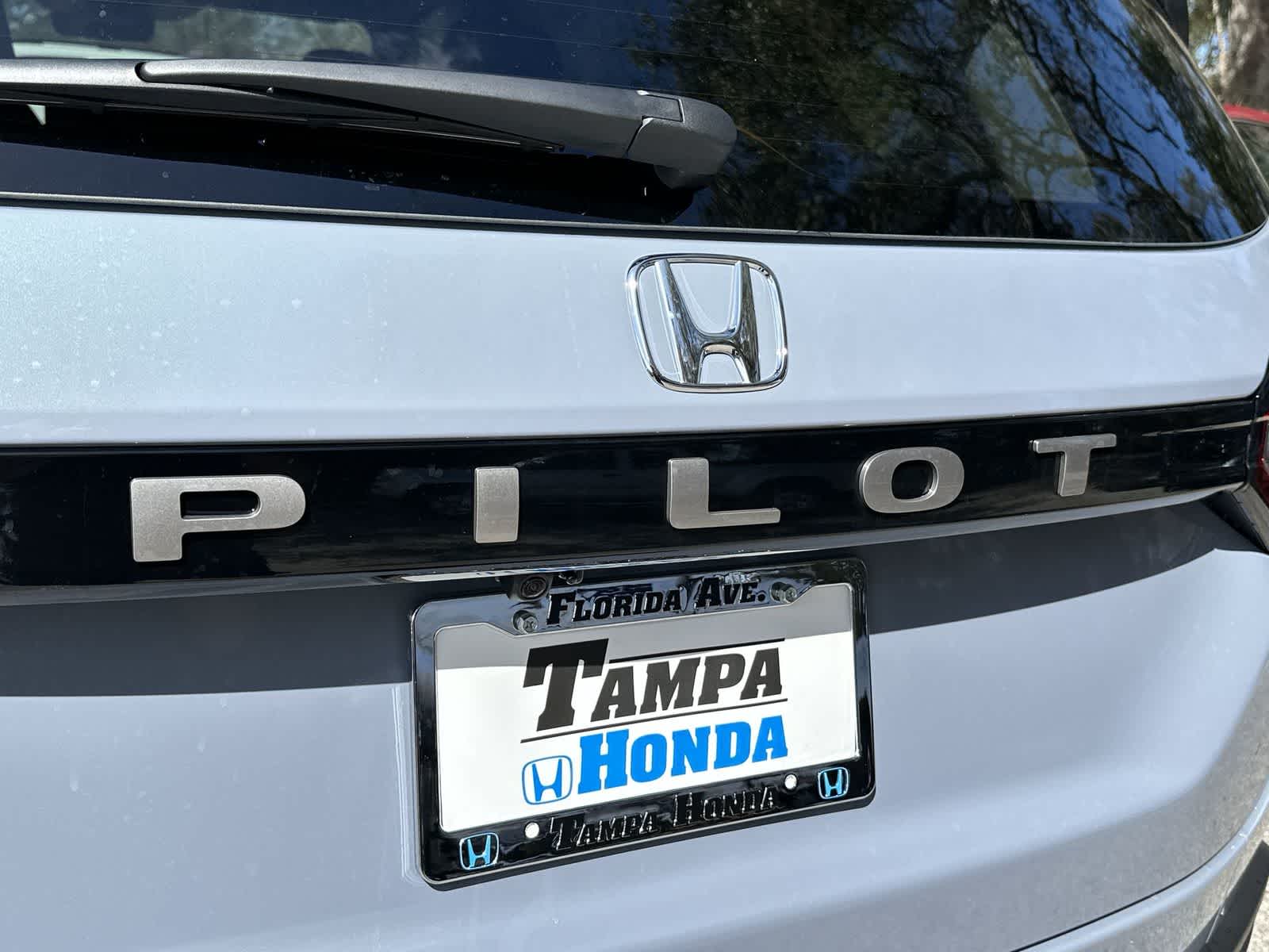 Thumbnail: 2026 Honda Pilot - 7