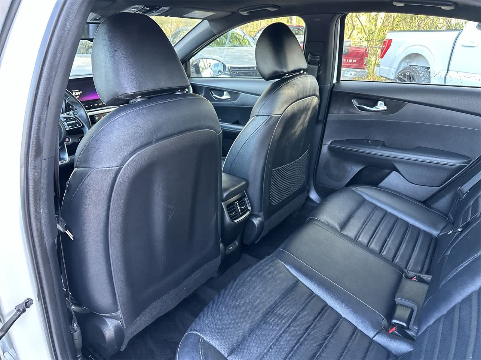 Thumbnail: 2023 Kia Forte - 12