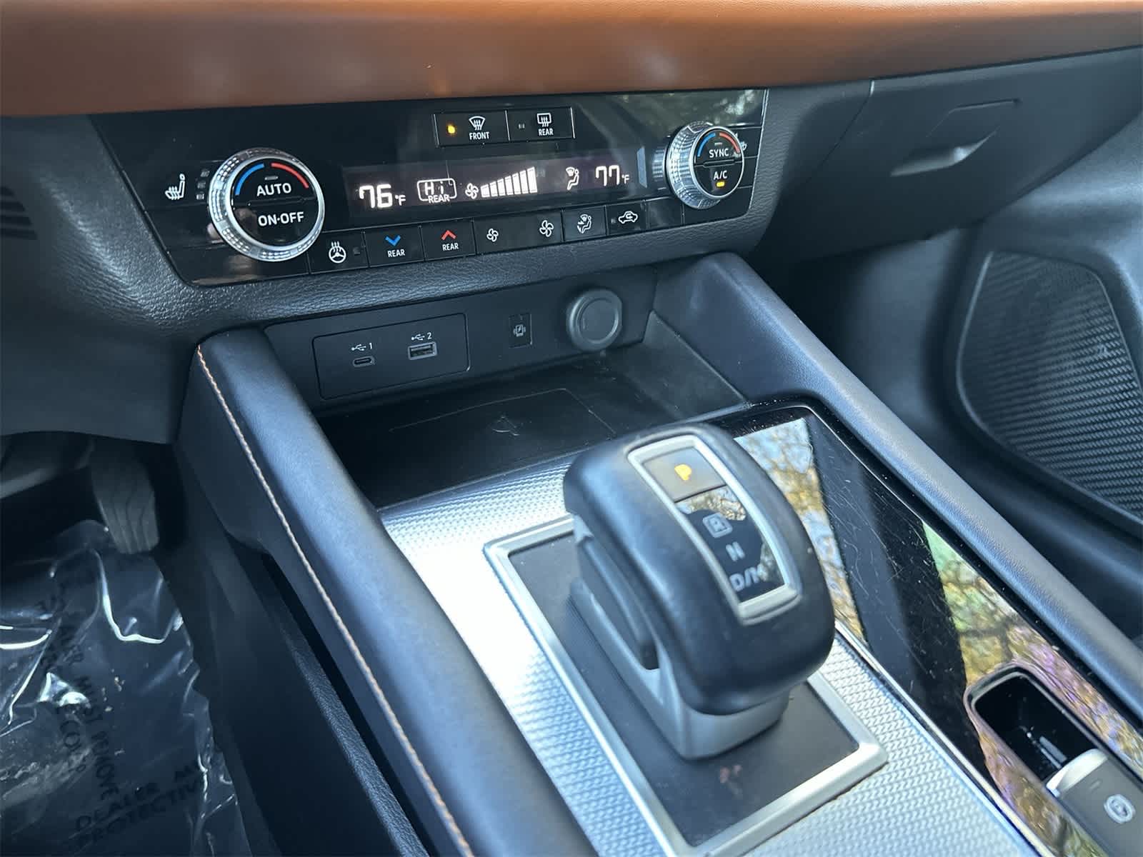 Thumbnail: 2022 Mitsubishi Outlander - 16