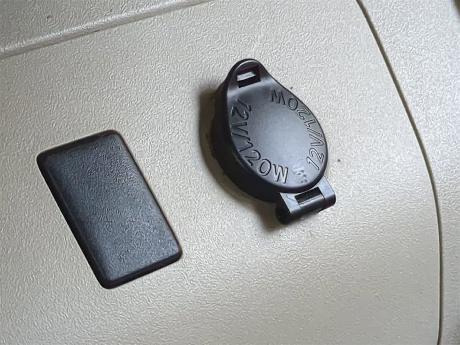 Thumbnail: 2011 Toyota Prius - 19