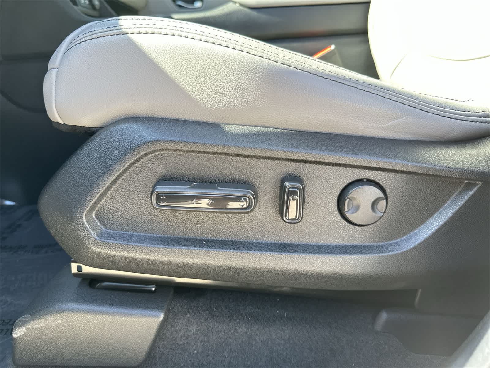 Thumbnail: 2023 Honda Pilot - 6