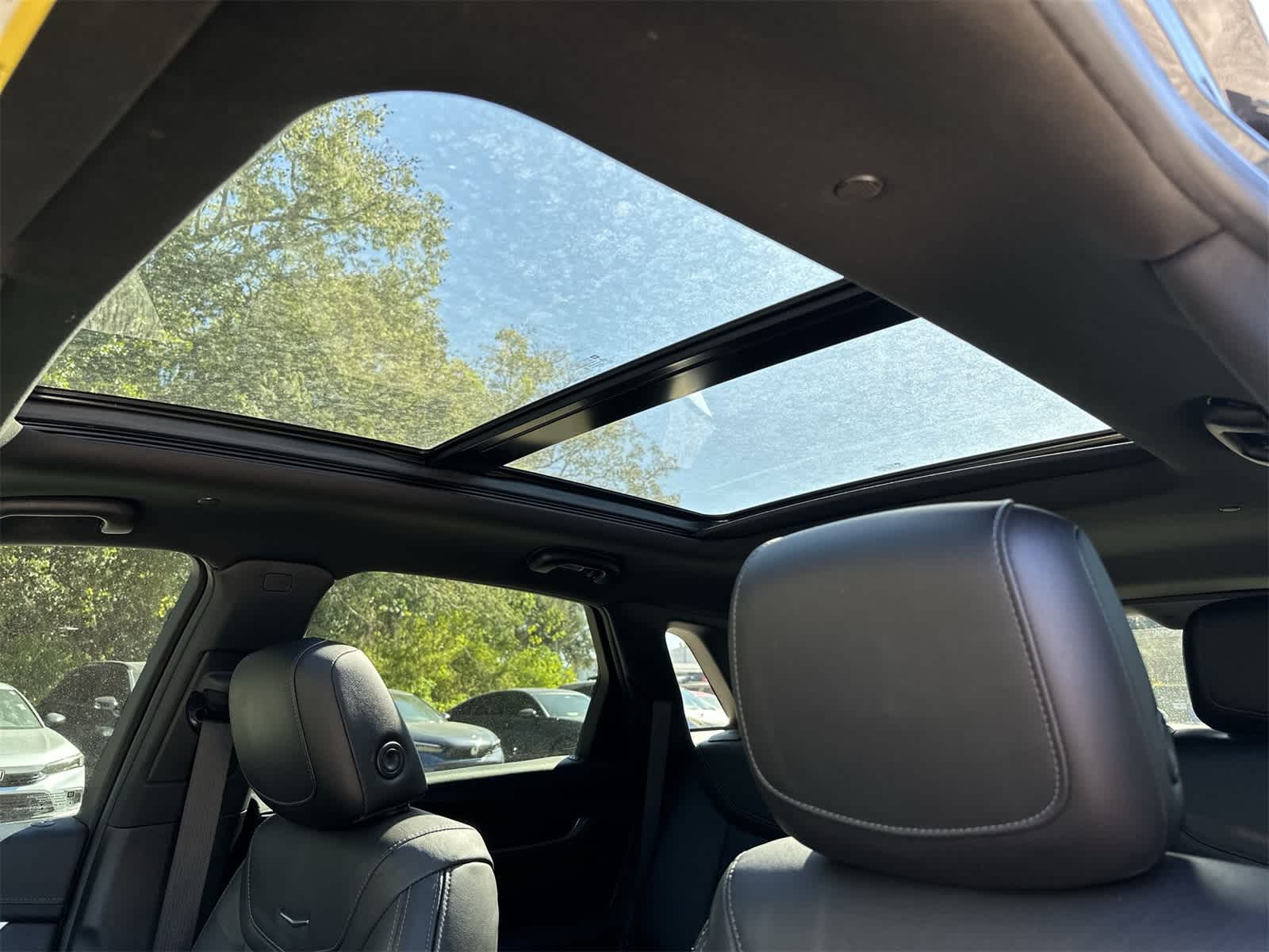 Thumbnail: 2021 Cadillac XT5 - 8