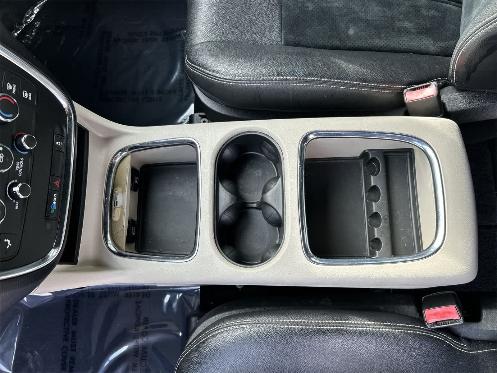 Thumbnail: 2017 Dodge Grand Caravan - 16