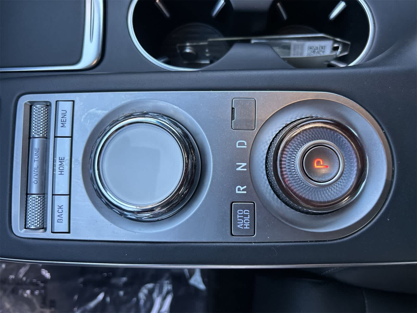 Thumbnail: 2025 Genesis GV70 - 17