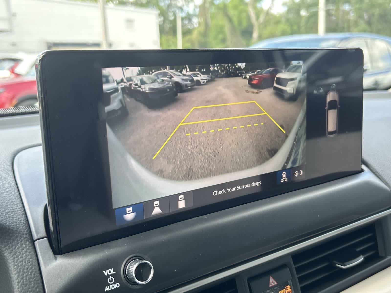 Thumbnail: 2026 Honda Pilot - 20