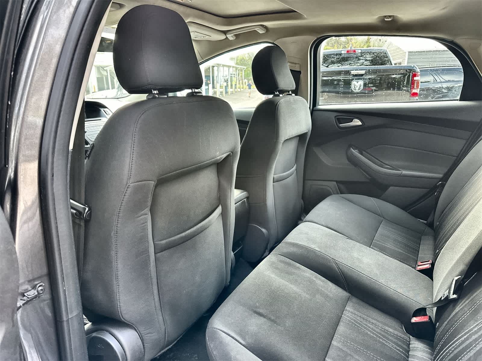 Thumbnail: 2016 Ford Focus - 12