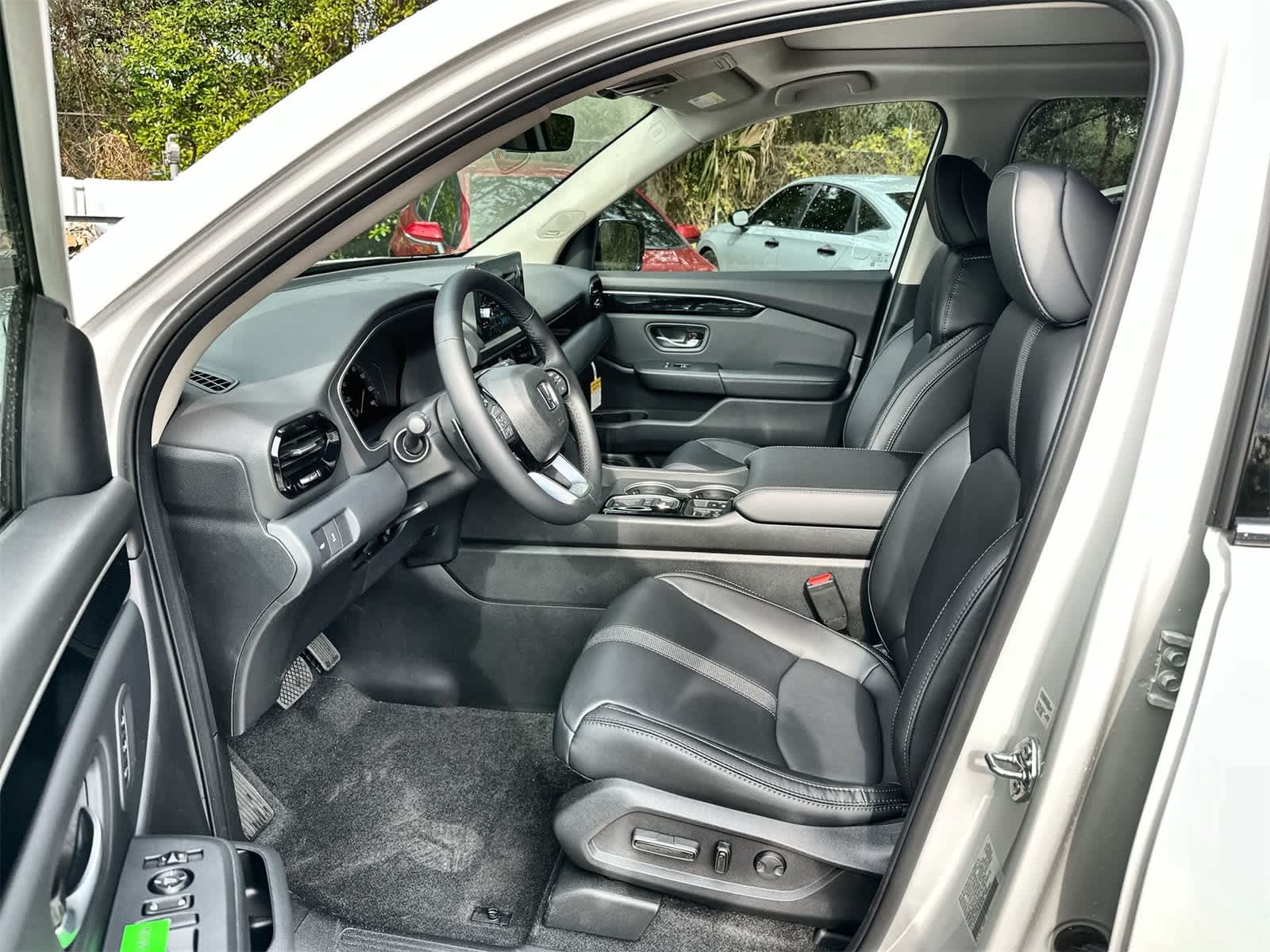 Thumbnail: 2025 Honda Pilot - 2