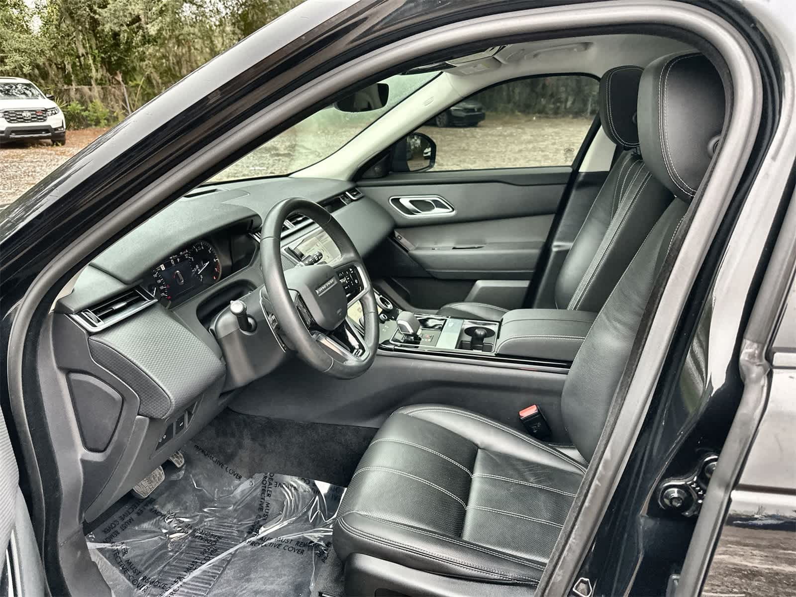 Thumbnail: 2023 Land Rover Range Rover Velar - 2