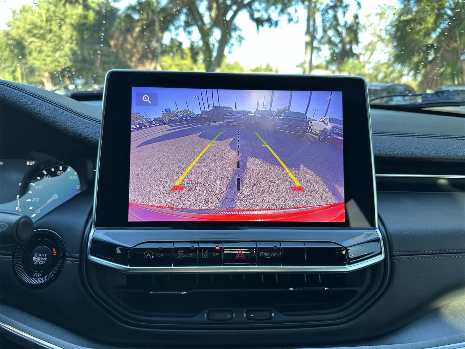 Thumbnail: 2023 Jeep Compass - 17