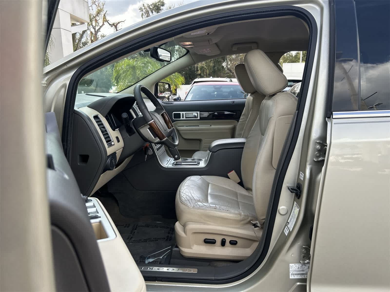 Thumbnail: 2010 Lincoln MKX - 2