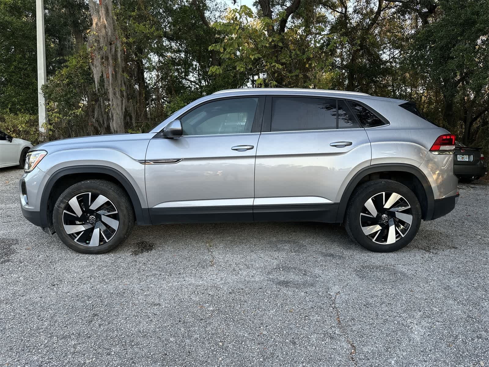 Thumbnail: 2024 Volkswagen Atlas - 3