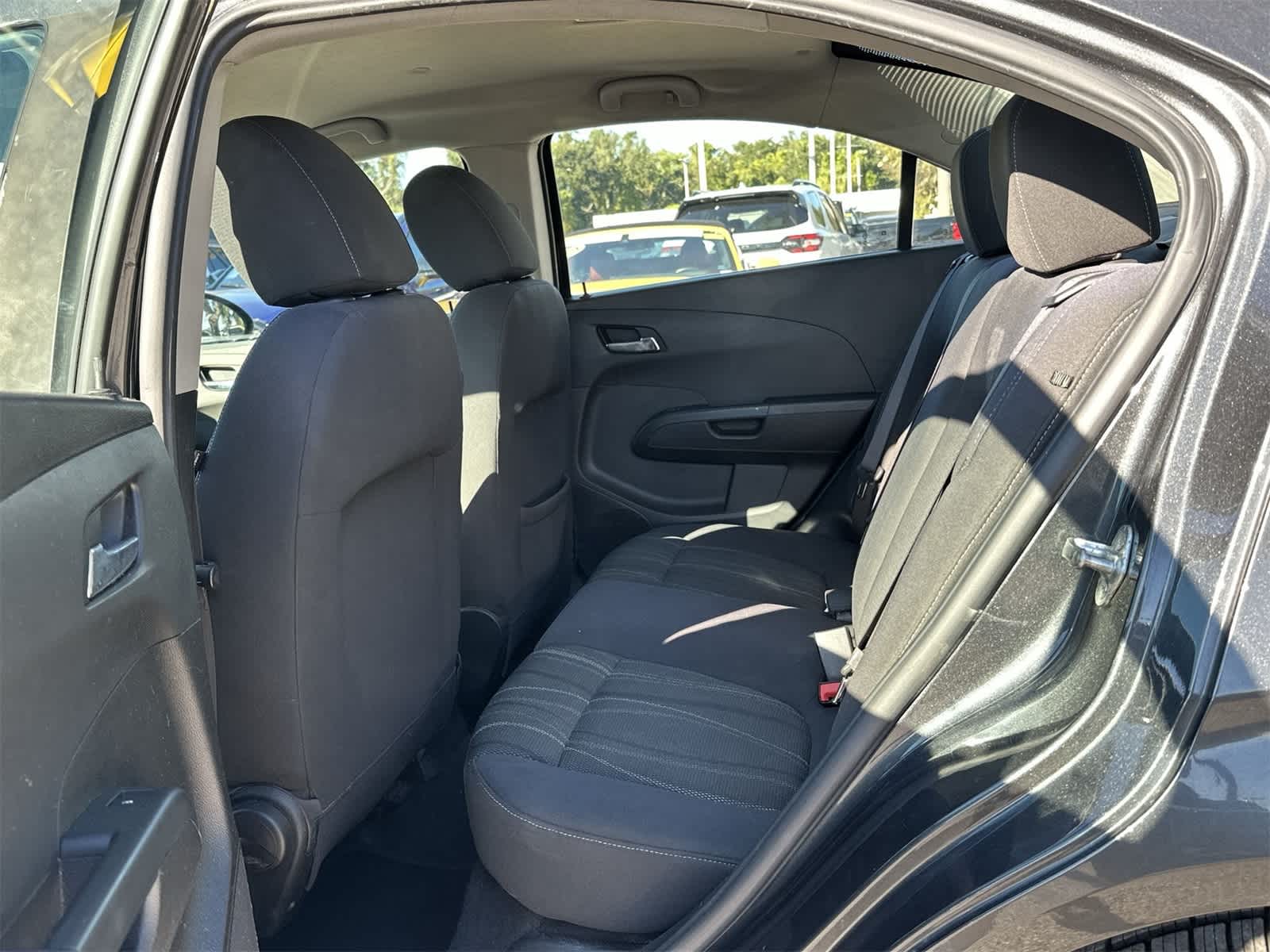 Thumbnail: 2017 Chevrolet Sonic - 18