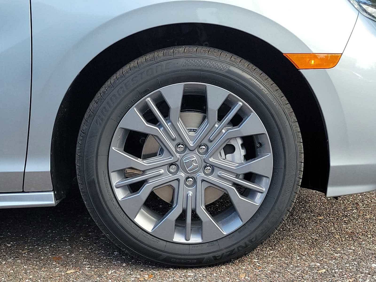 Thumbnail: 2025 Honda Odyssey - 9