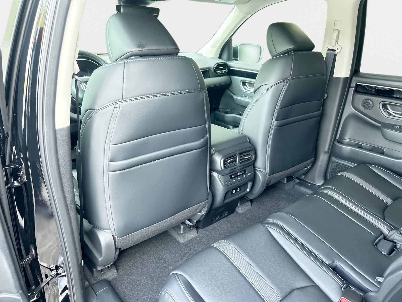 Thumbnail: 2026 Honda Pilot - 12