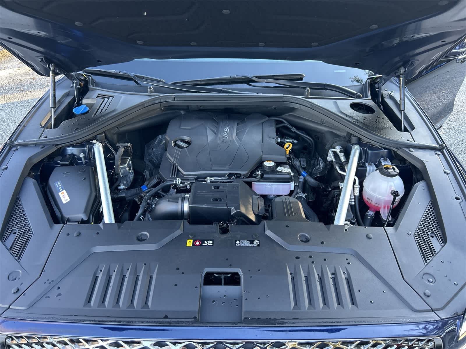 Thumbnail: 2025 Genesis GV70 - 9