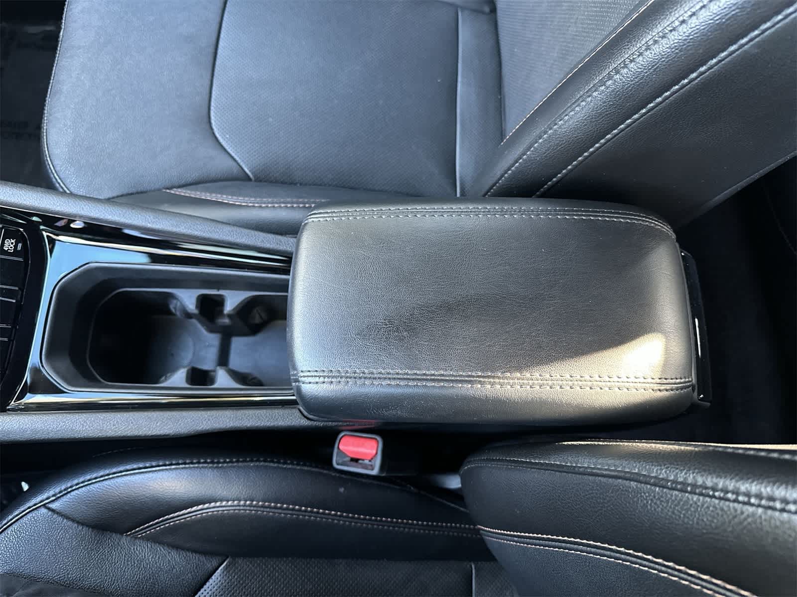 Thumbnail: 2023 Jeep Compass - 16