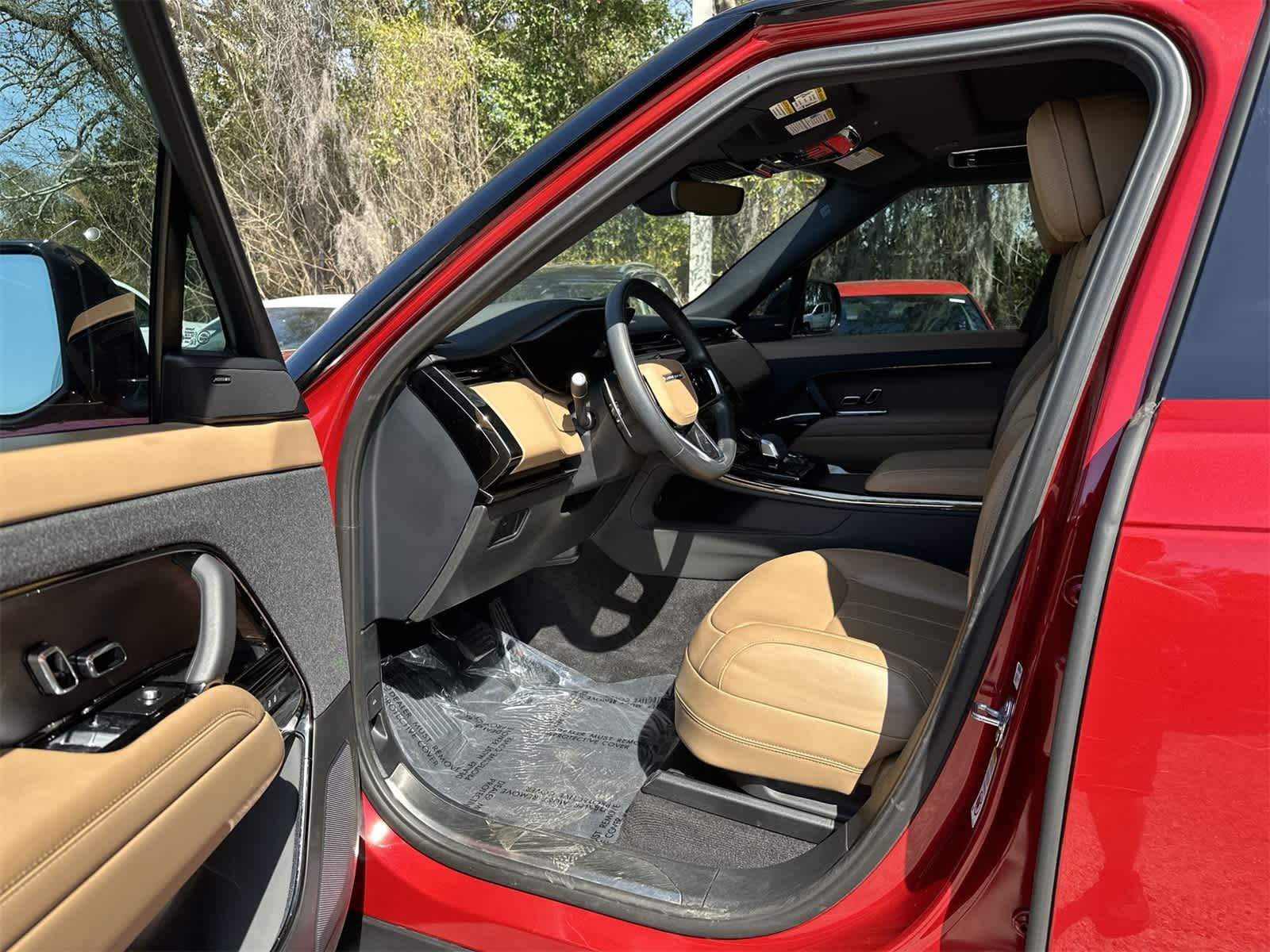 Thumbnail: 2023 Land Rover Range Rover Sport - 2