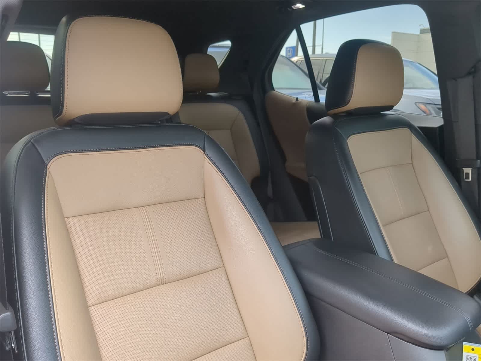Thumbnail: 2022 Chevrolet Equinox - 7
