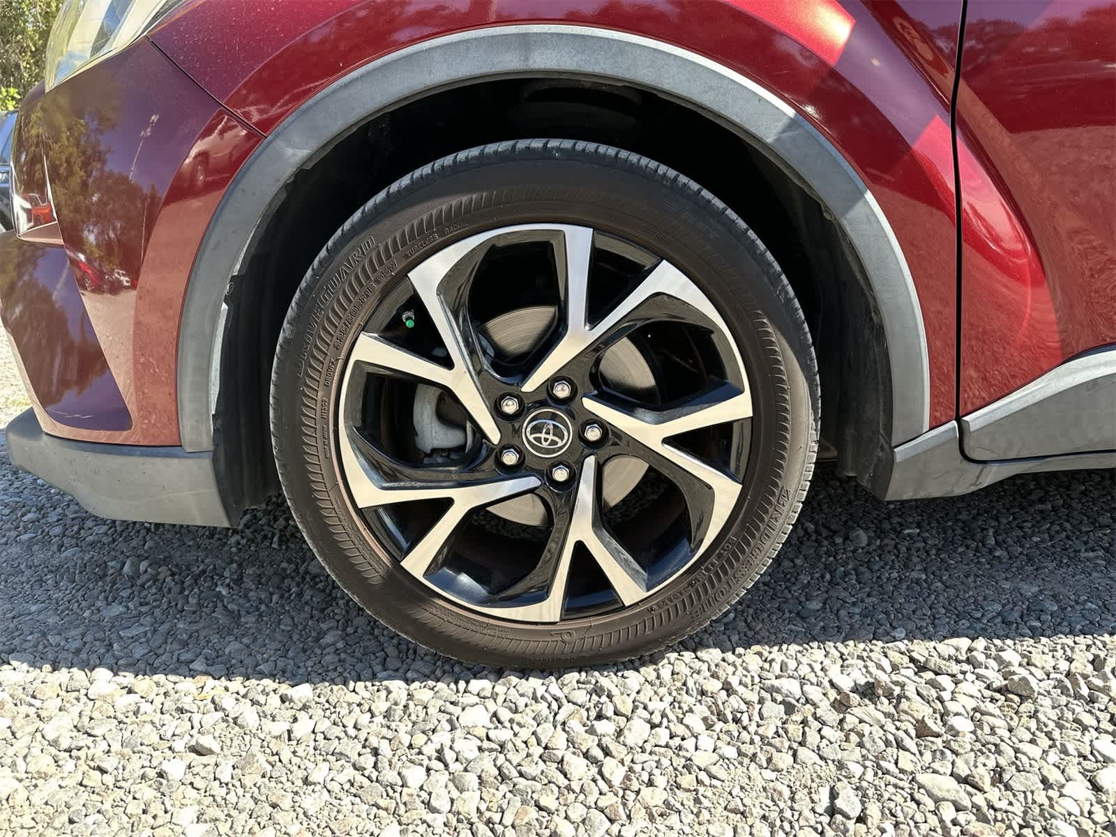 Thumbnail: 2018 Toyota C-HR - 11