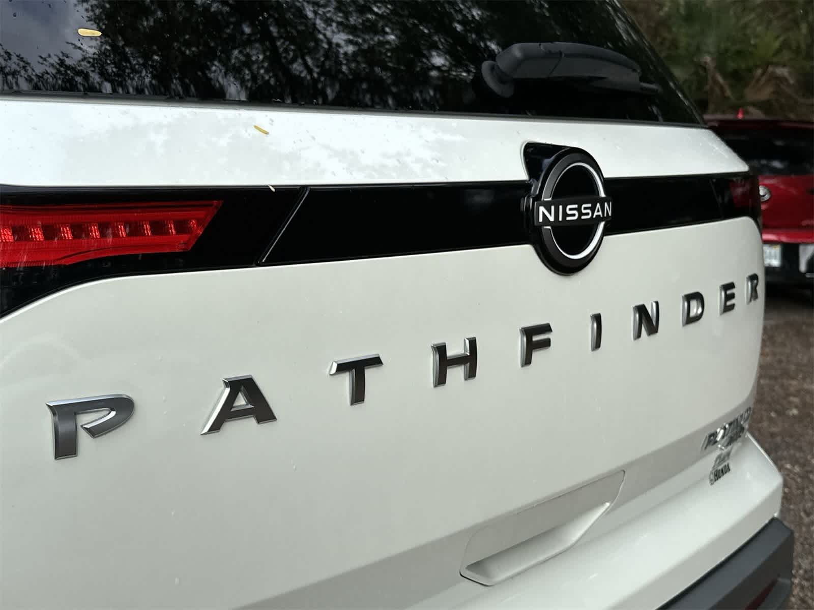 Thumbnail: 2024 Nissan Pathfinder - 7