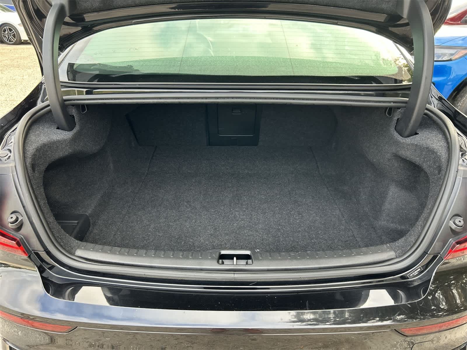 Thumbnail: 2024 Volvo S60 - 21