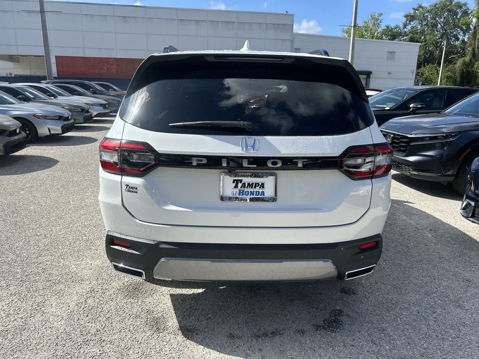 Thumbnail: 2026 Honda Pilot - 7