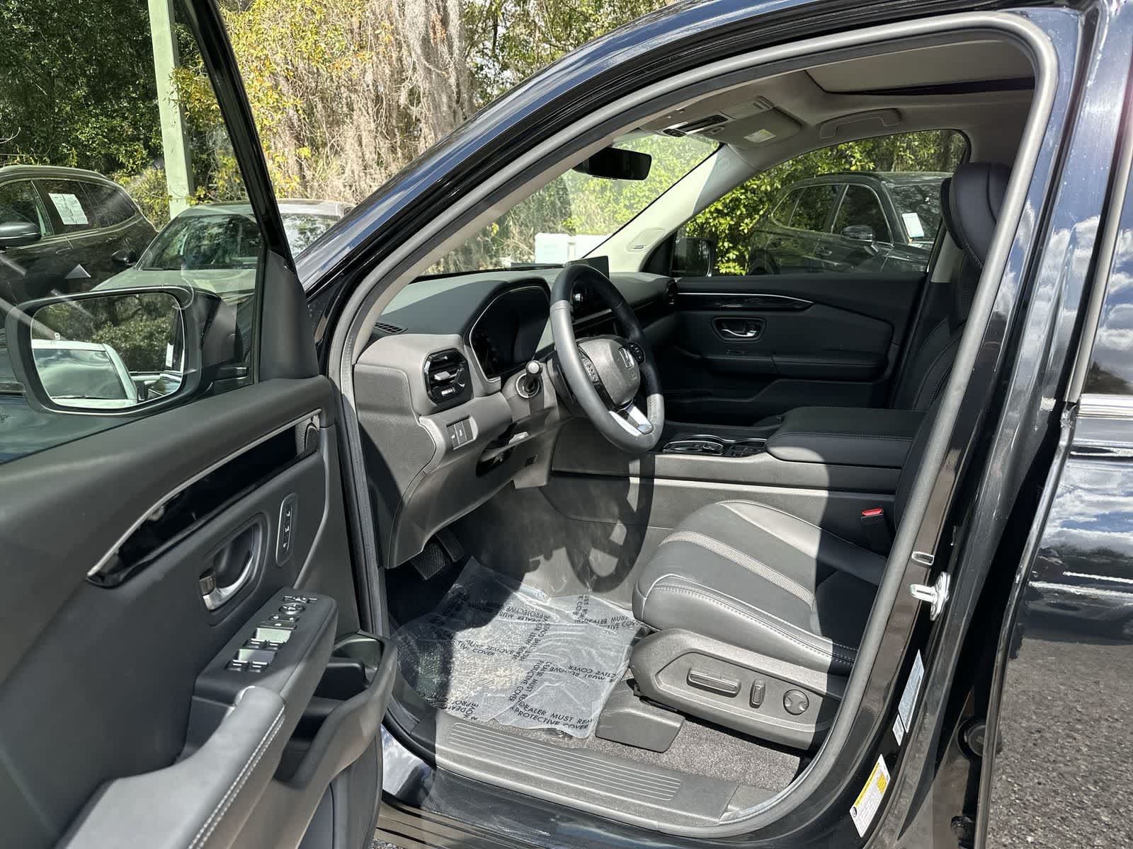 Thumbnail: 2025 Honda Pilot - 2