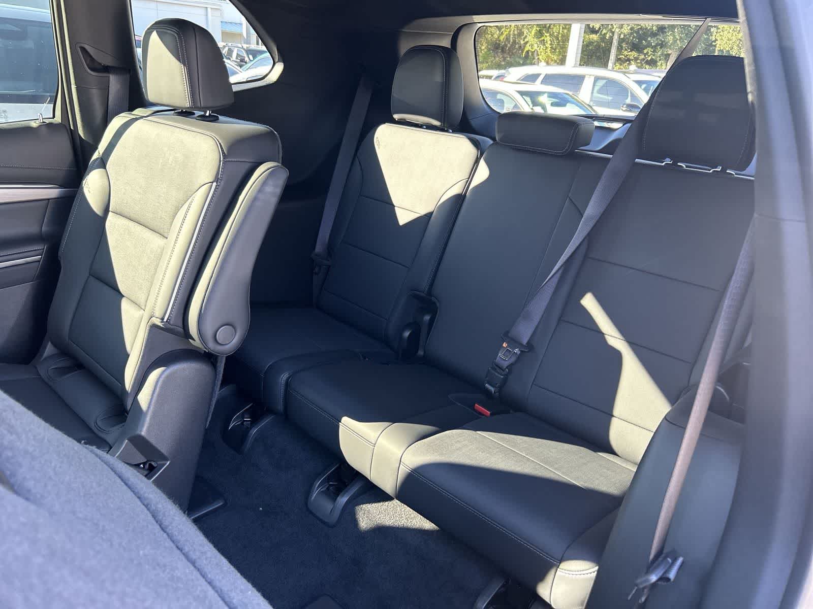 Thumbnail: 2025 Buick Enclave - 23