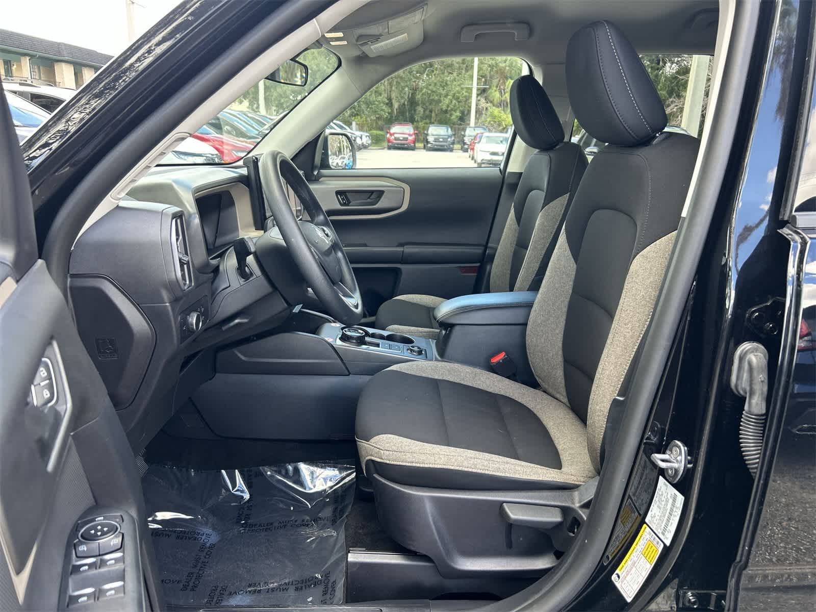 Thumbnail: 2025 Ford Bronco Sport - 11