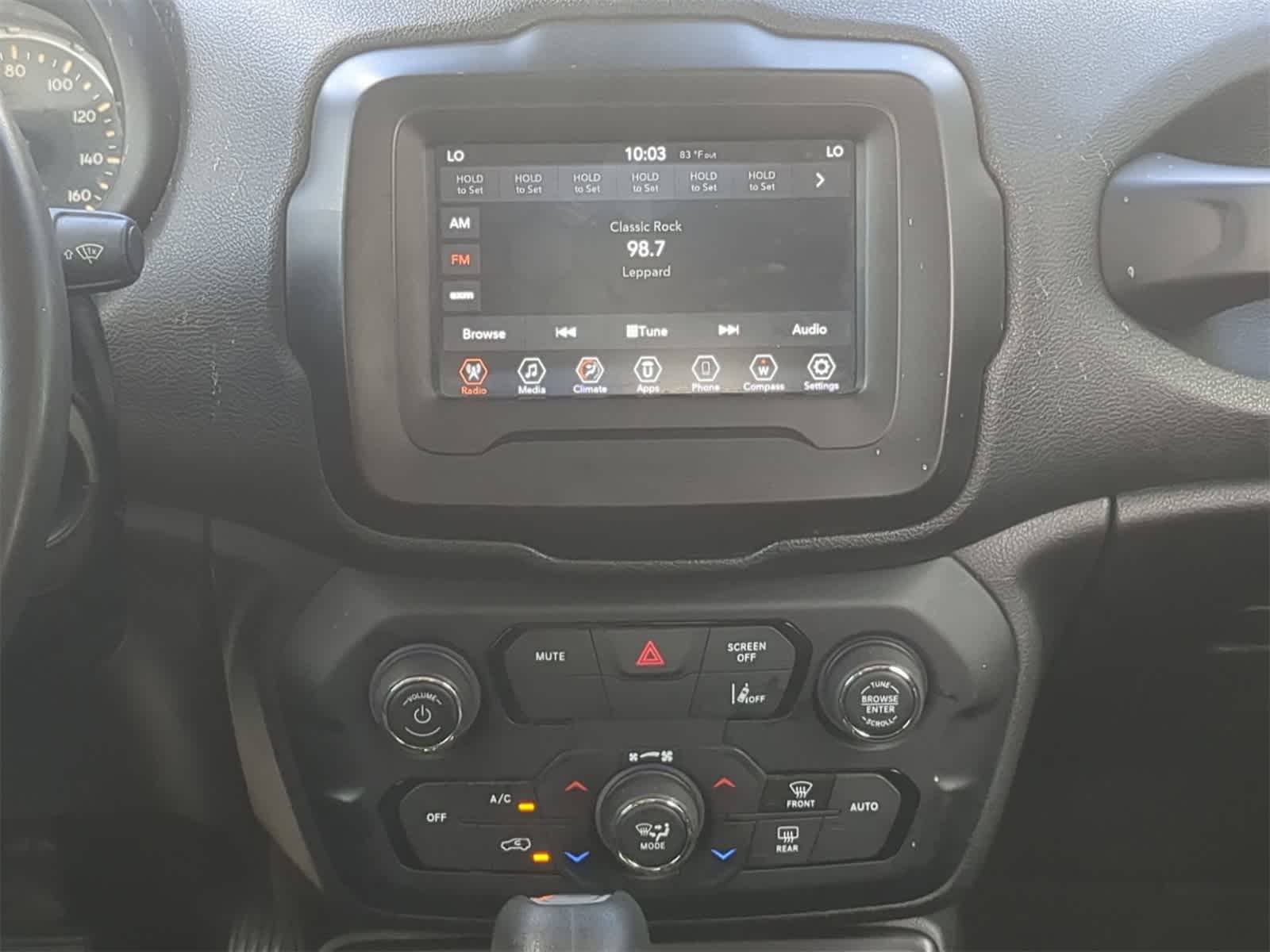 Thumbnail: 2021 Jeep Renegade - 17