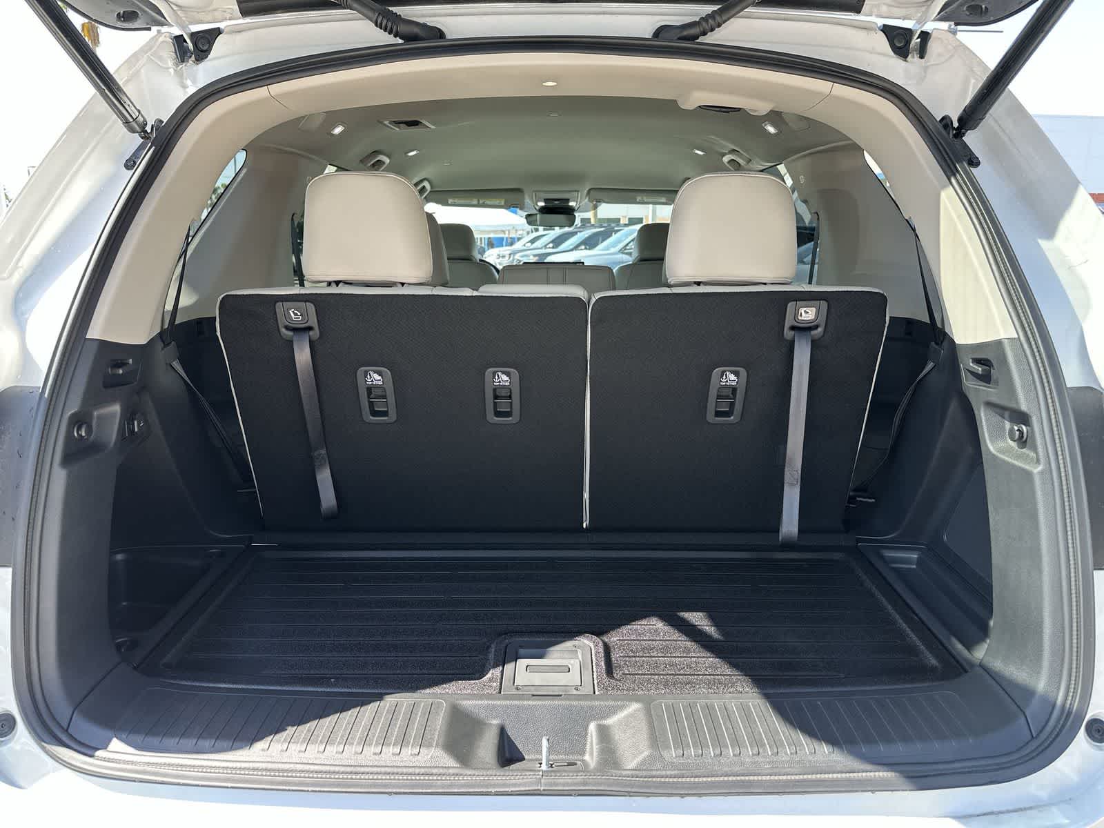 Thumbnail: 2026 Honda Pilot - 9