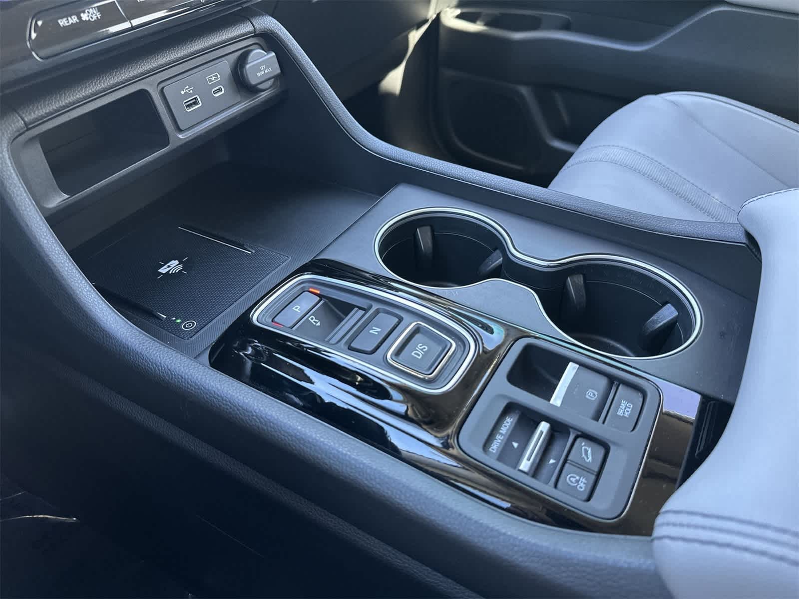 Thumbnail: 2023 Honda Pilot - 15