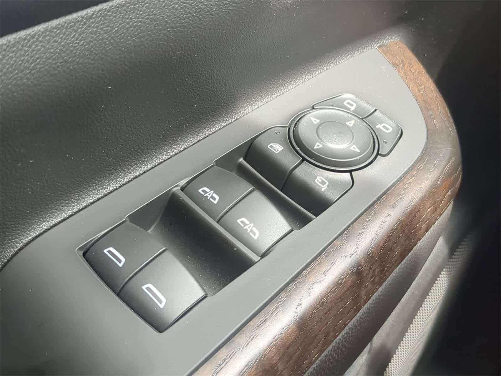 Thumbnail: 2022 GMC Acadia - 25